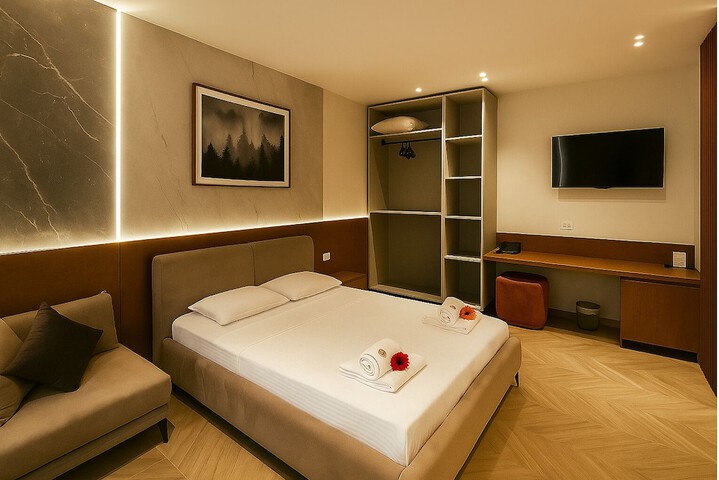 Room 28 of 146