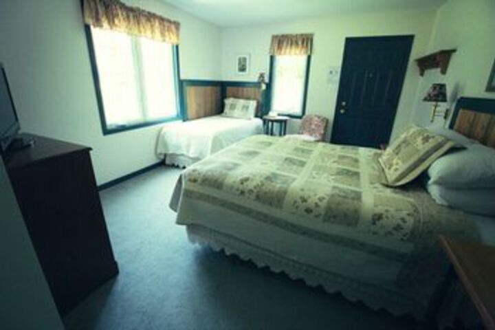 Room 24 of 39