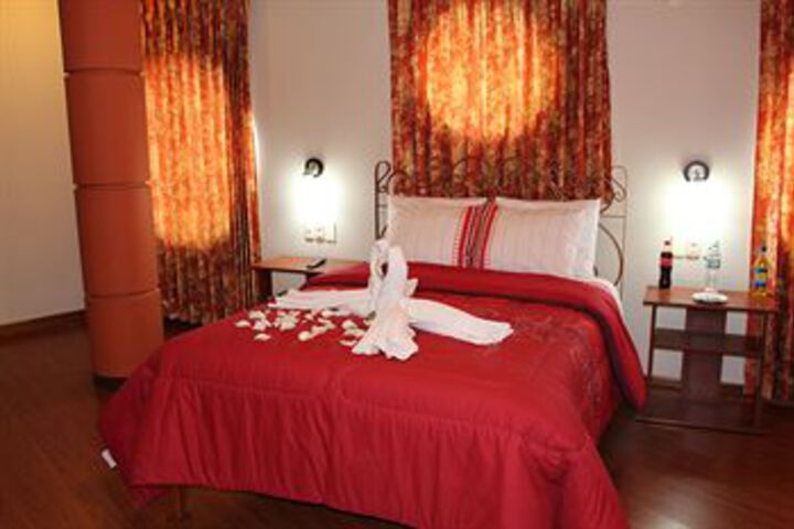 Room 21 of 34