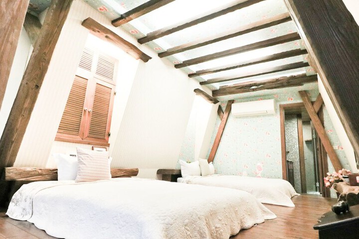 Room 26 of 128