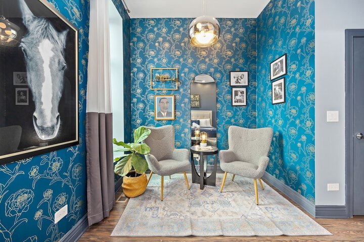 Room 2 of 31