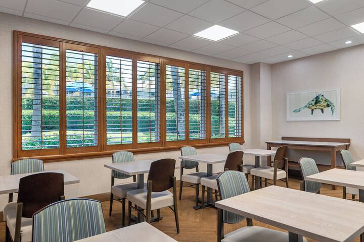 Breakfast/Coffee Service 84 of 112