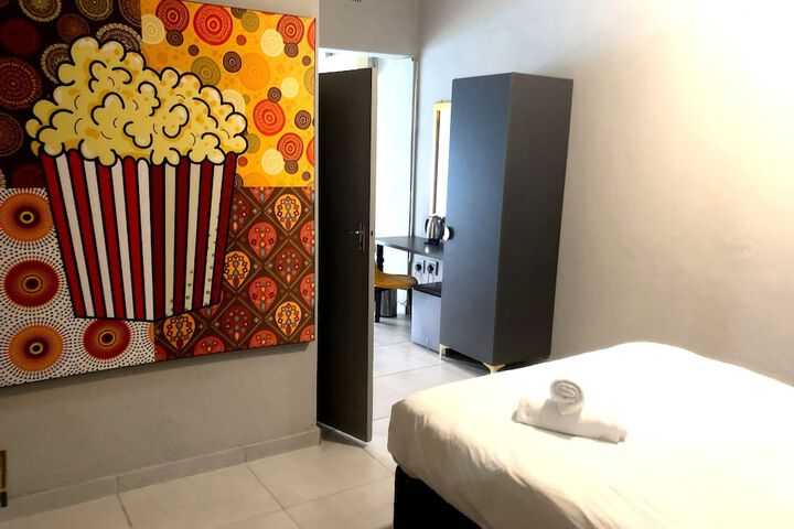 Room 45 of 241