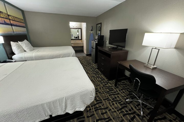 Room 9 of 23