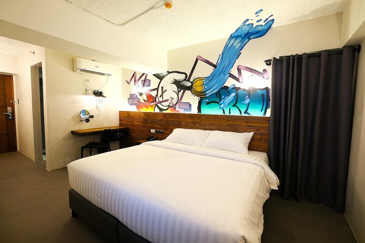 U Hotels Makati