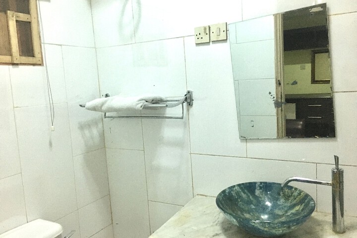 Room 20 of 25