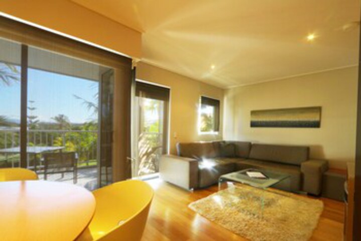 Room 9 of 22