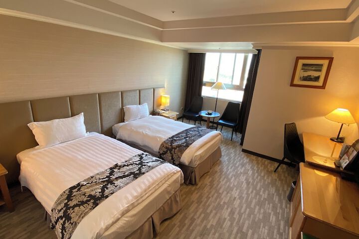 Room 29 of 97