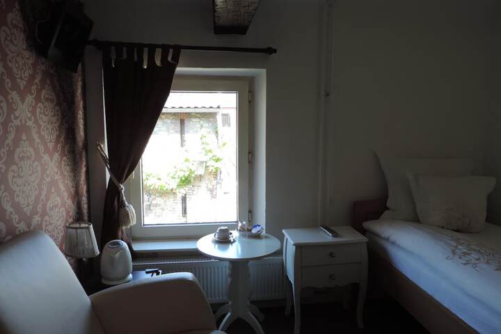Room 26 of 57