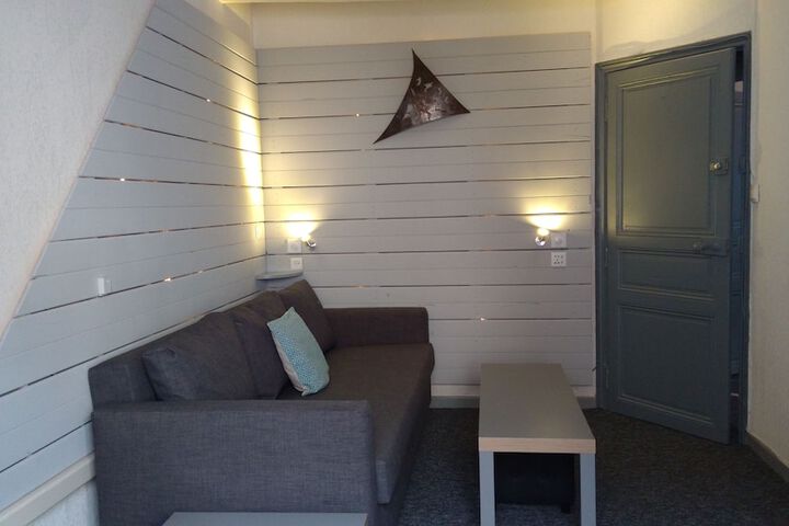 Room 43 of 67