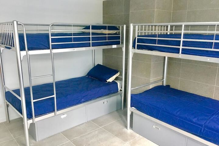 Room 4 of 49