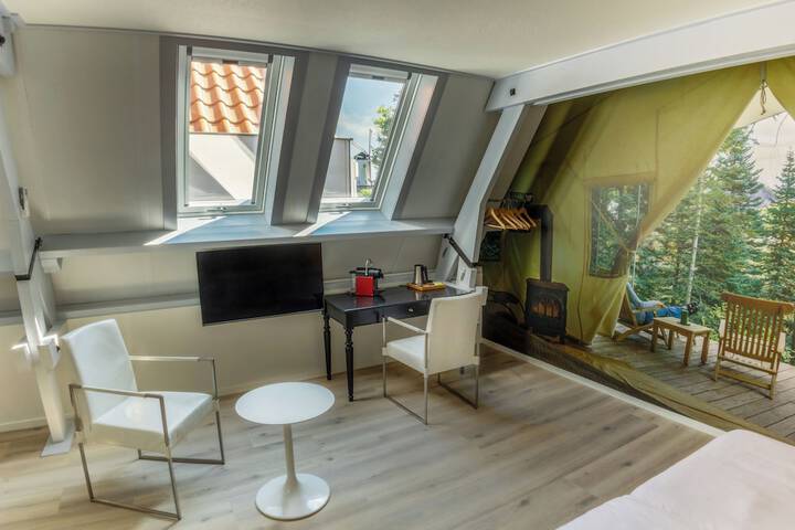 Room 14 of 29