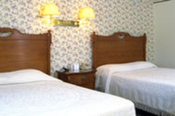 Room 30 of 58