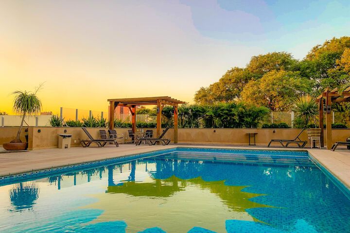 Pool 65 of 126