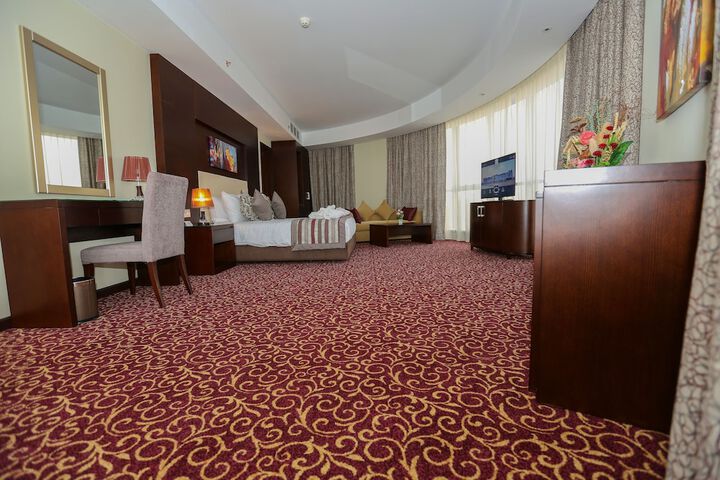 Room 12 of 81
