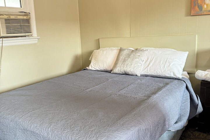 Room 9 of 23