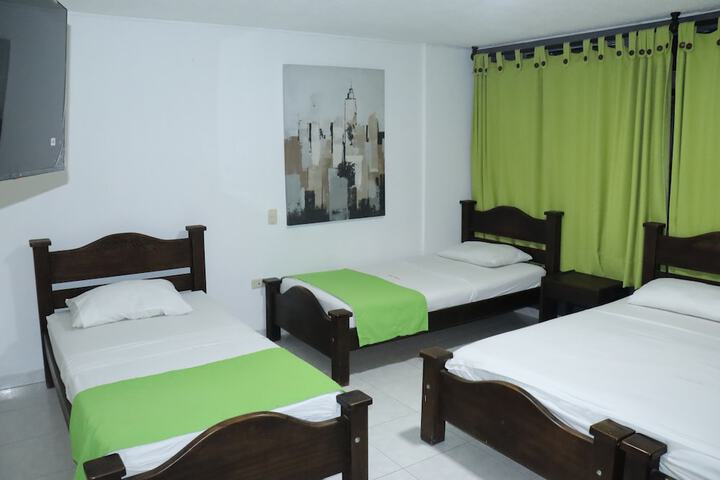 Room 9 of 31