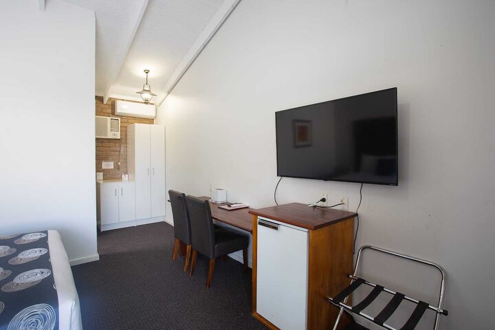 Room 29 of 70