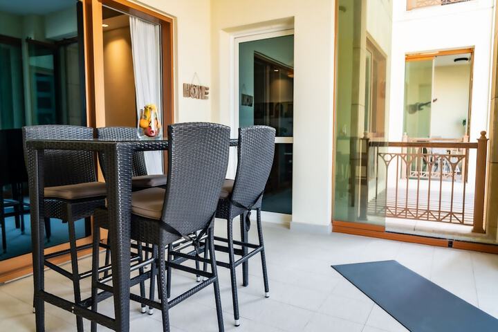Terrace/Patio 4 of 8