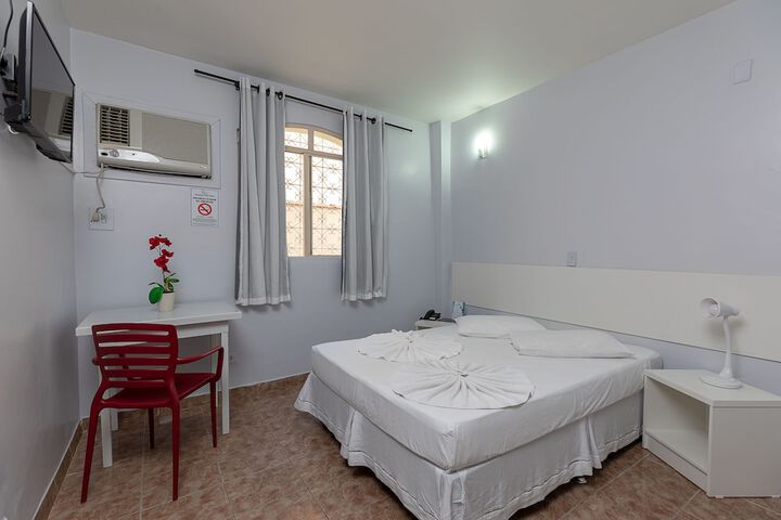 Room 72 of 150