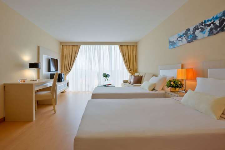 Room 9 of 56