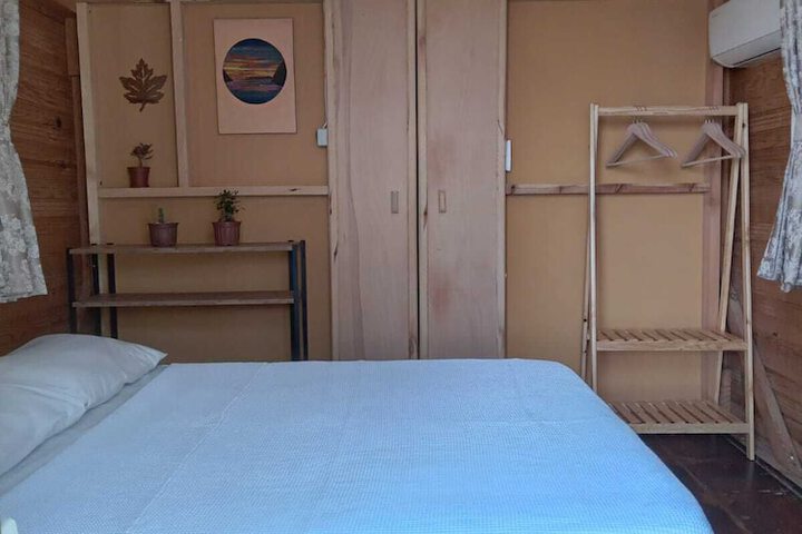 Room 37 of 138