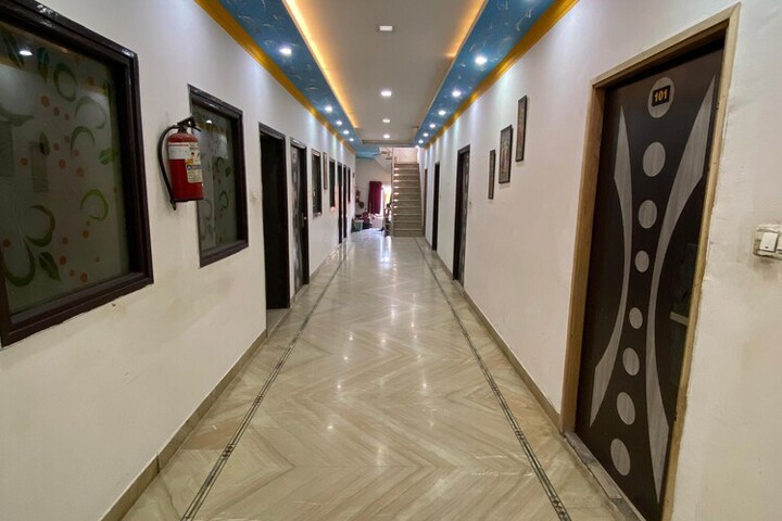 Hotel Interior 2 of 27