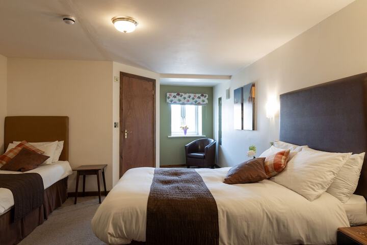 Room 9 of 52