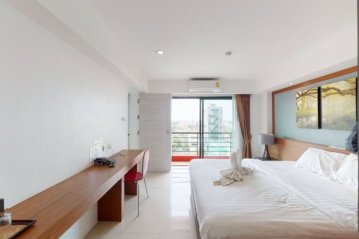 Room 56 of 181