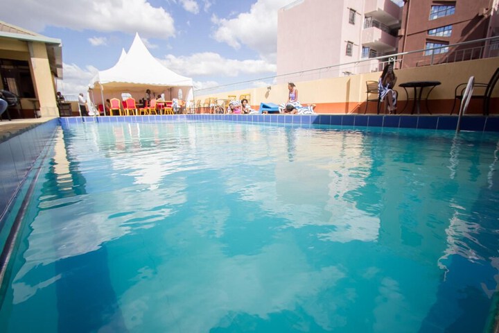 Pool 50 of 88