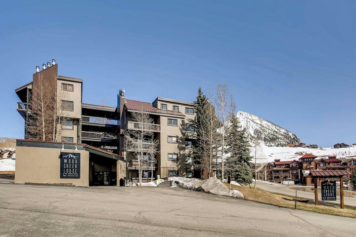 Hotel 226 of 229