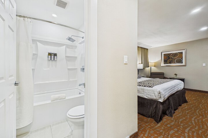 Room 43 of 52