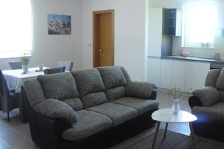 Room 40 of 63