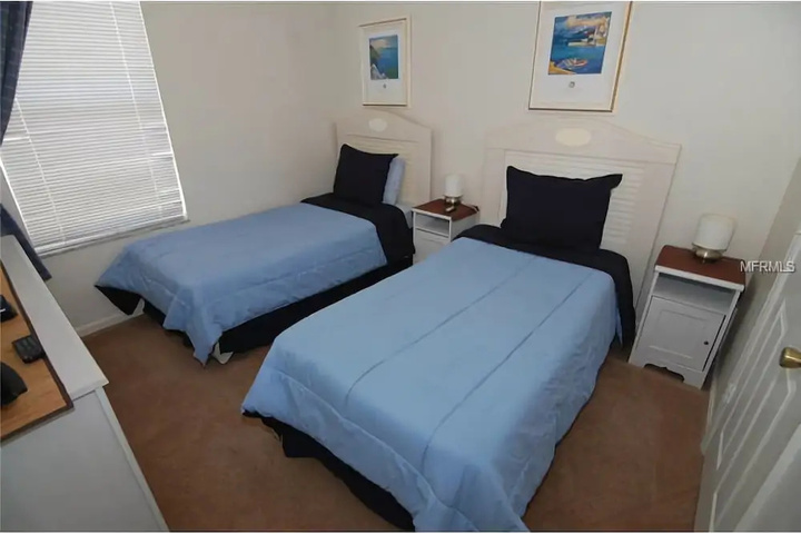 Room 5 of 28