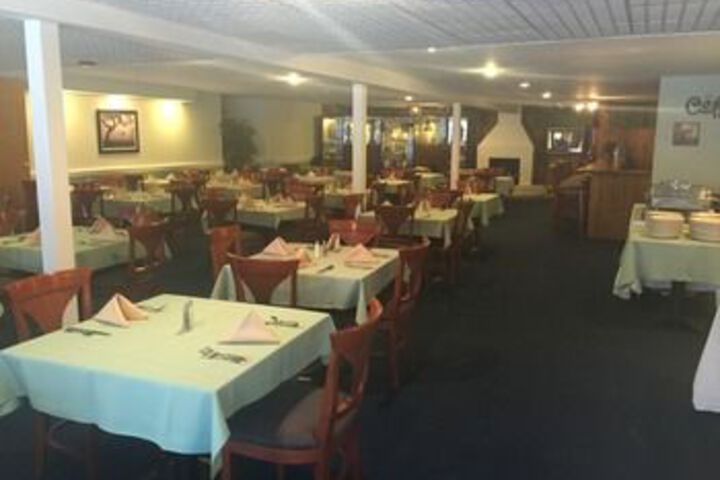 Dining Photos