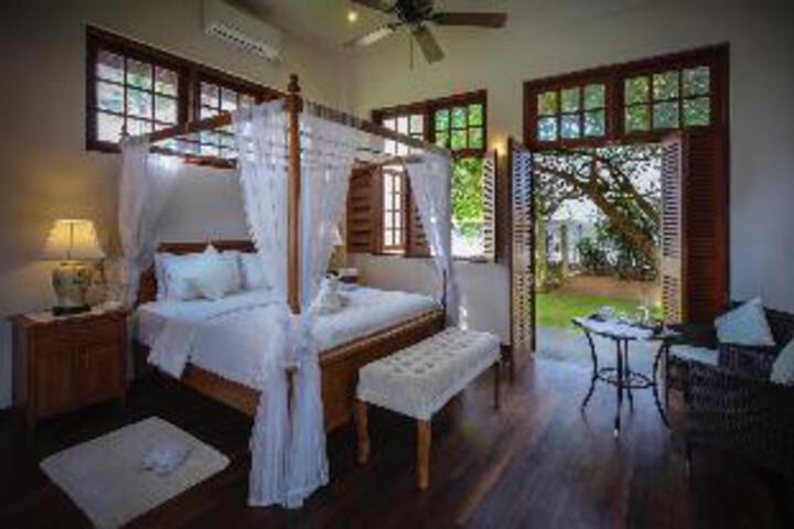 Satiana Collection Galle