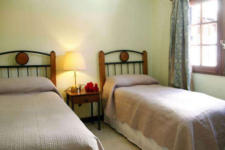 Room 32 of 118
