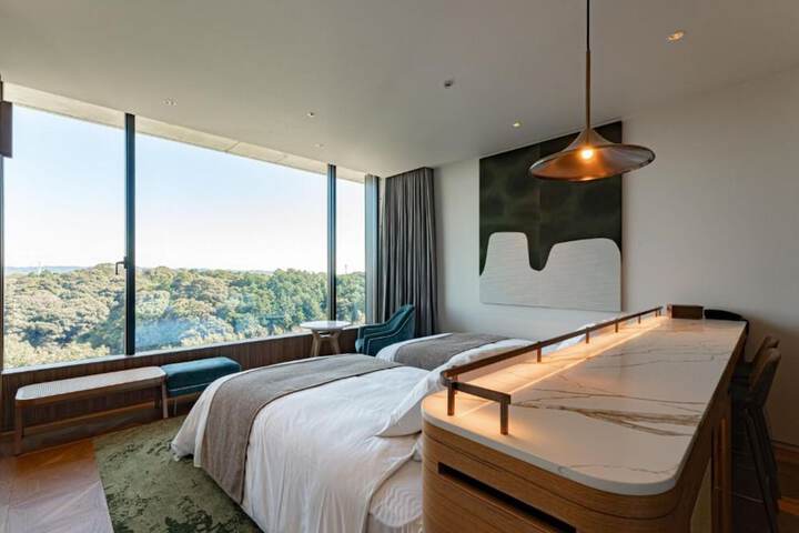 Room 65 of 190