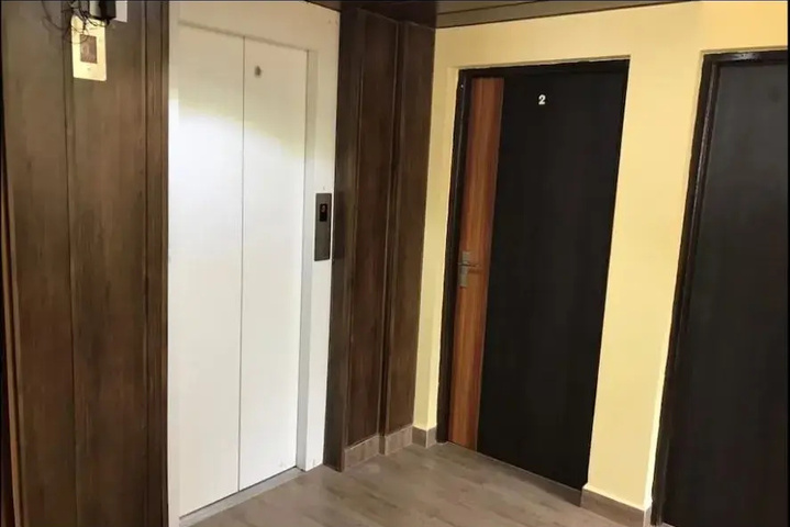 Room 11 of 12