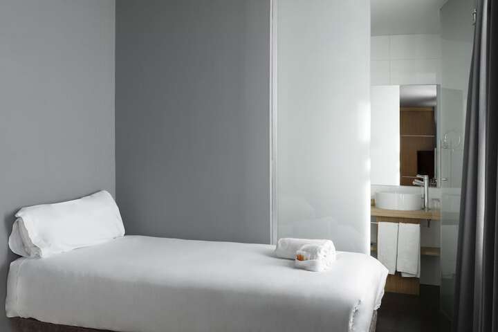 Room 21 of 73