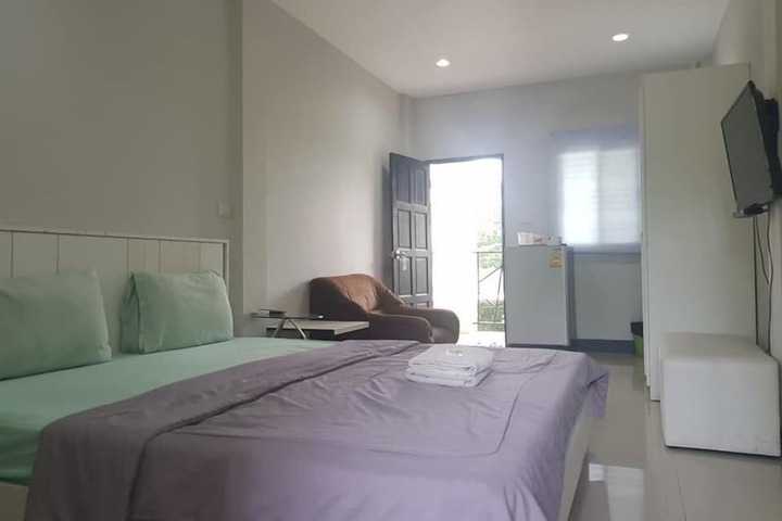 Room 9 of 195
