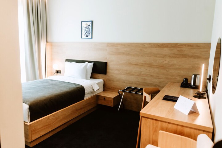 Room 18 of 62