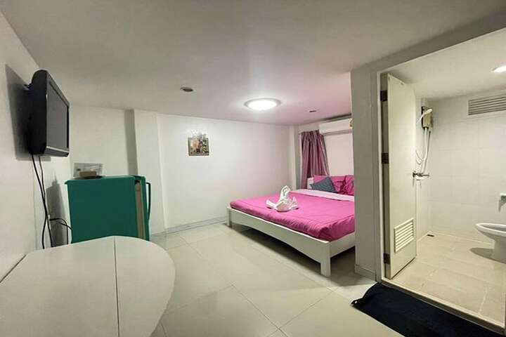 Room 29 of 114
