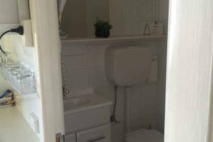 Room 15 of 26