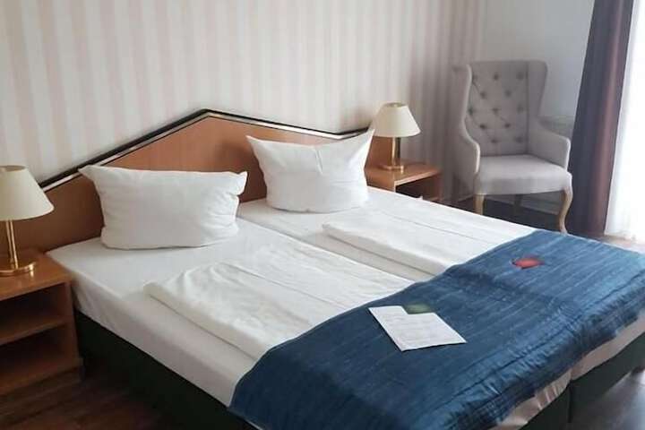 Room 12 of 47