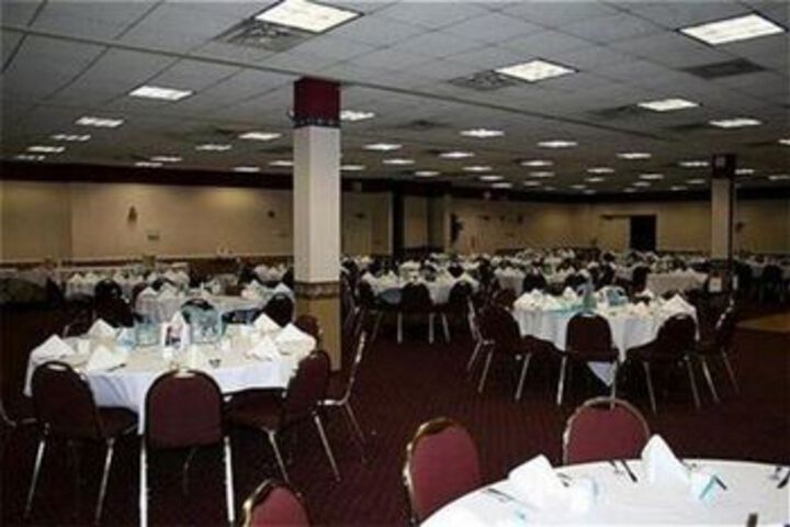 Ballroom/Hall 3 of 16