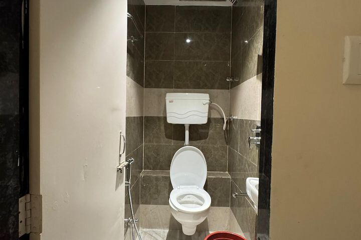 Room 12 of 12