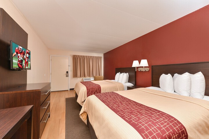 Deluxe 2 Double Beds (8 of 8)