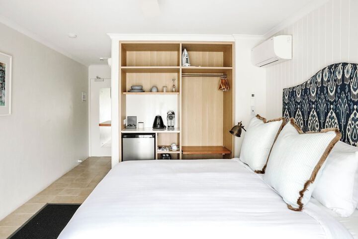 Room 10 of 49