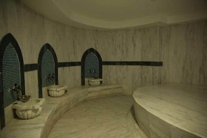 Room 17 of 24